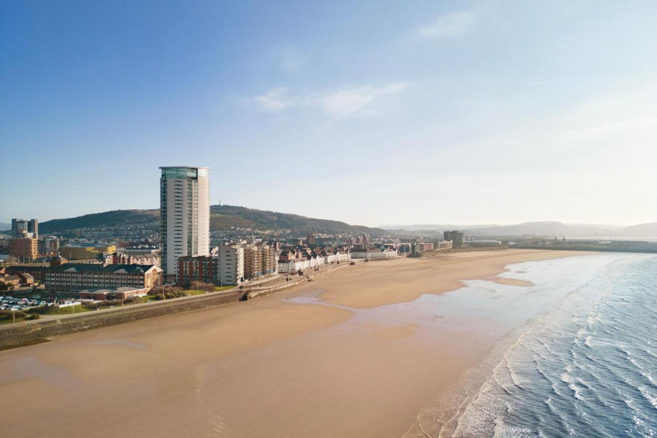 Delta Hotels By Marriott Swansea Exterior foto